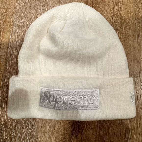 Supreme white beanie (still have bag it came in) - Picture 1 of 5